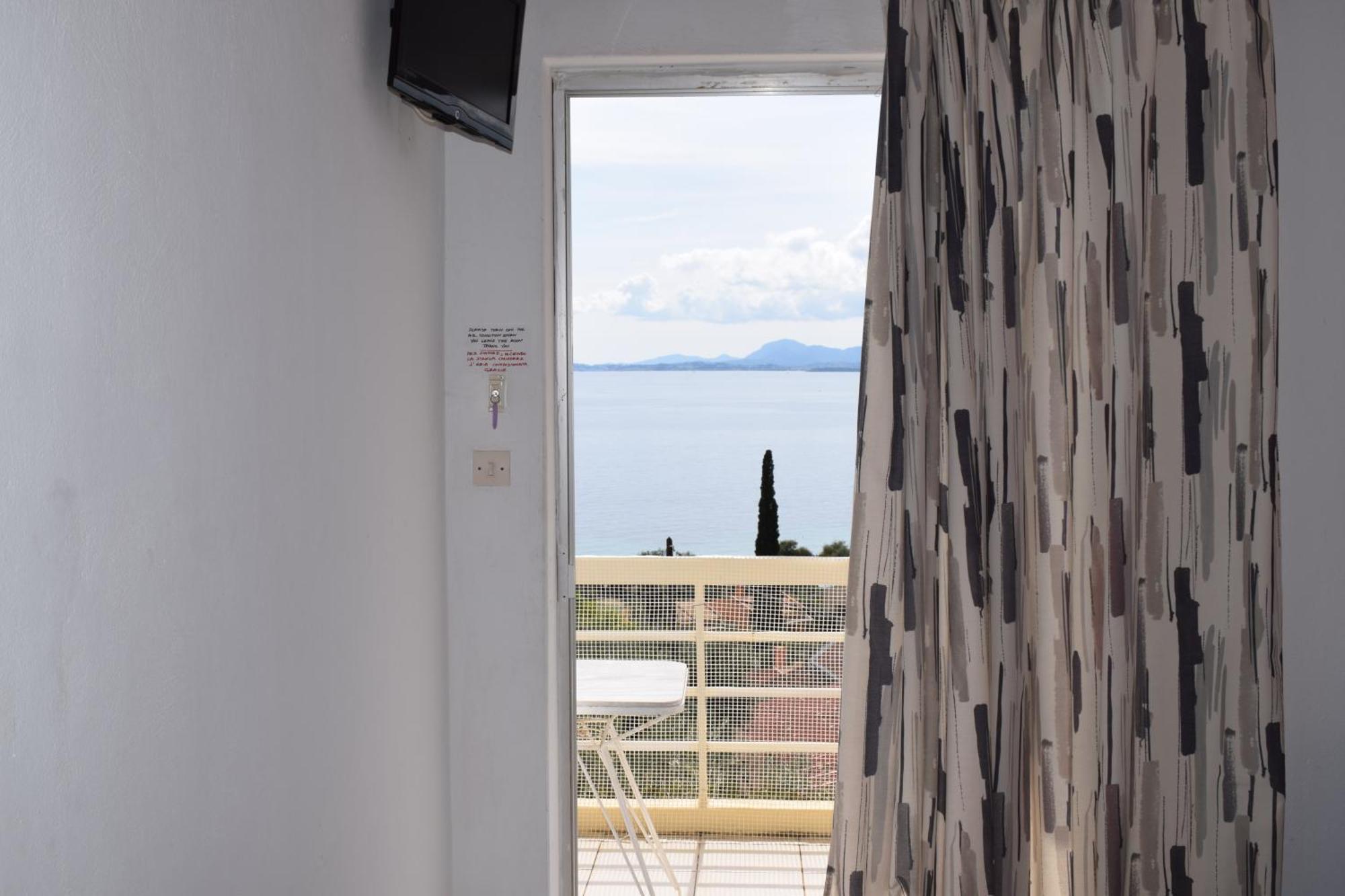 Paradisus Apartments Barbati Buitenkant foto