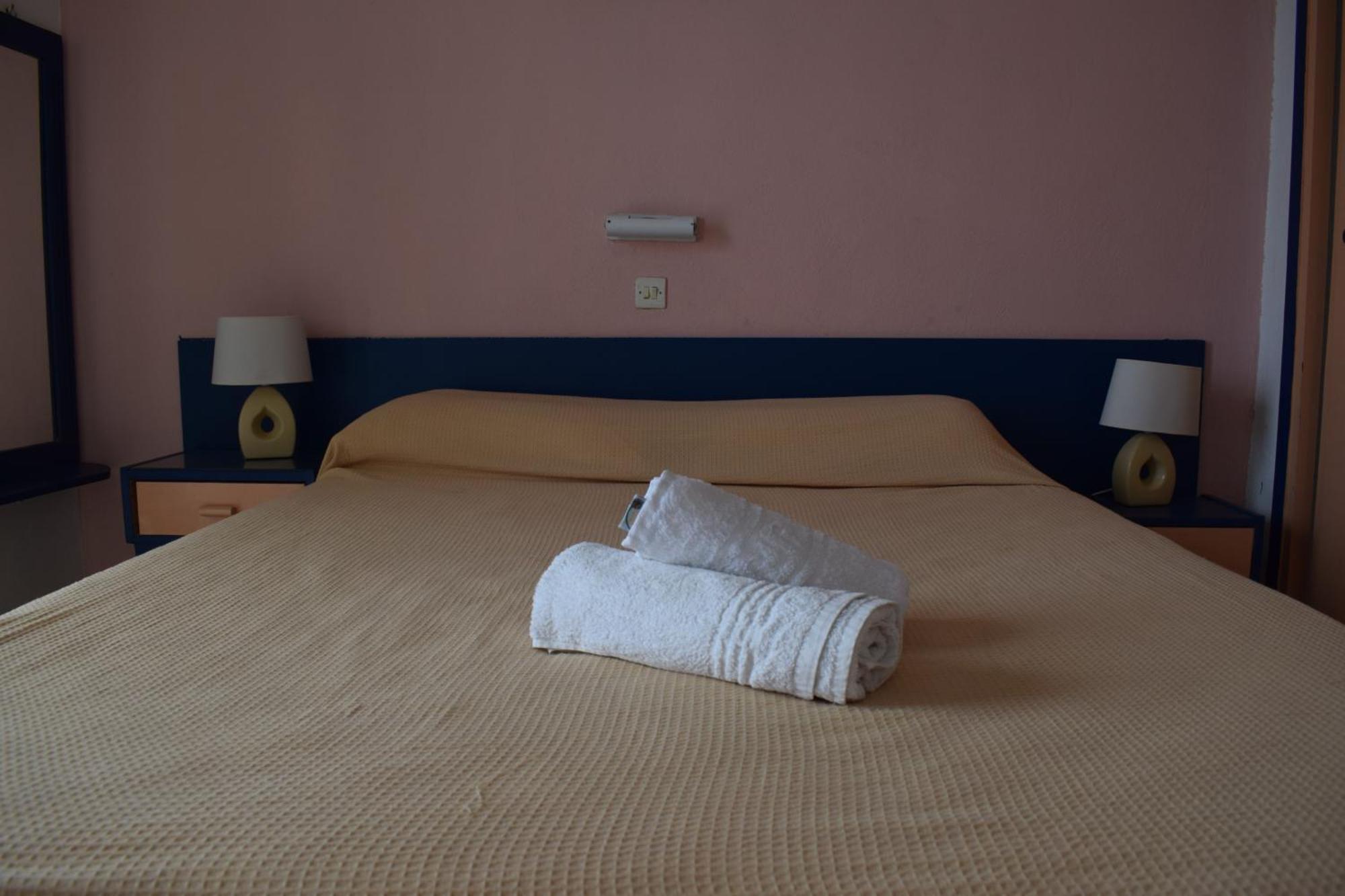 Paradisus Apartments Barbati Buitenkant foto